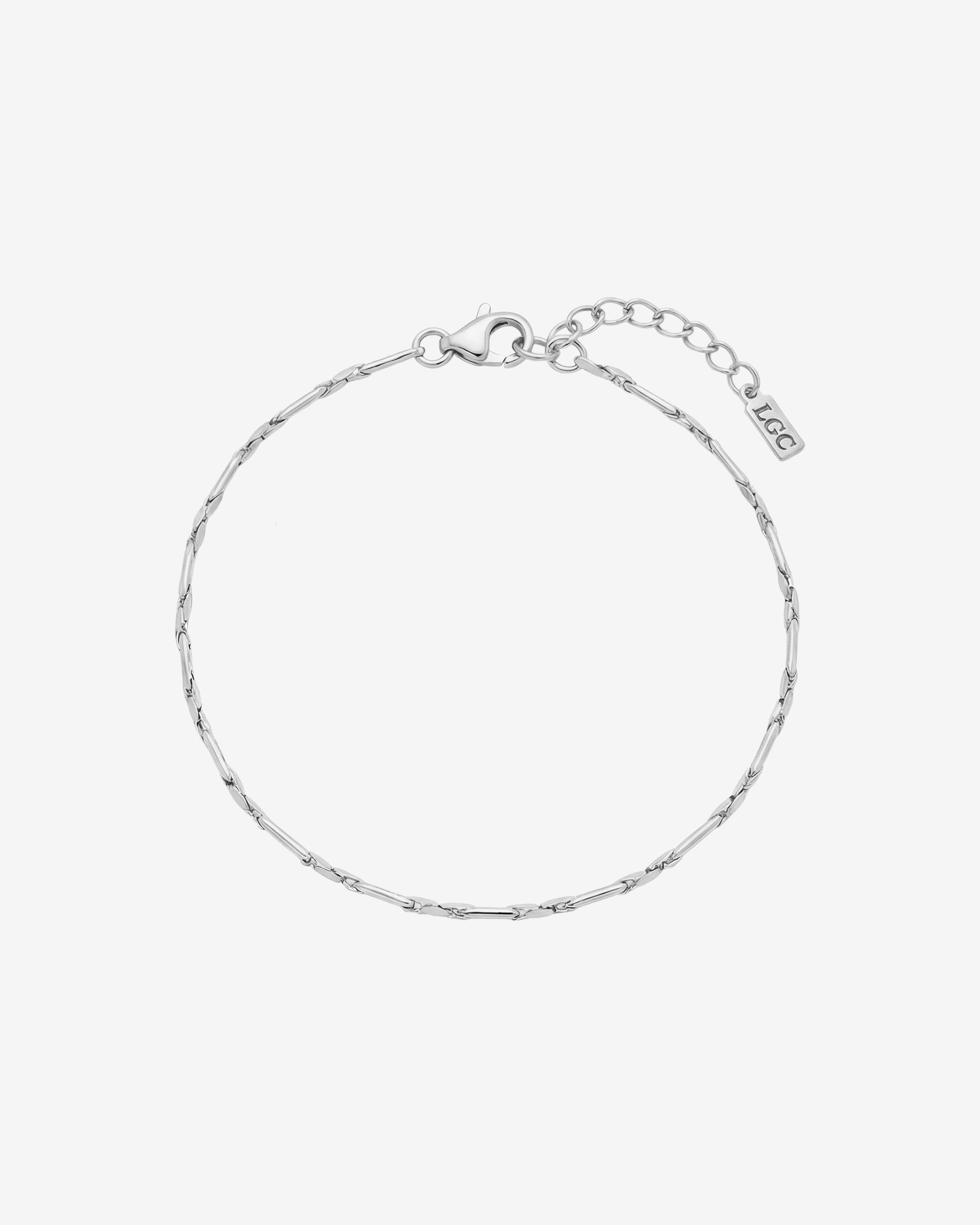 LIRA SILVER BRACELET with a lobster clasp and adjustable extension chain